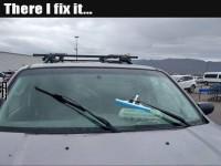 Kreative Reparatur eines Scheibenwischers