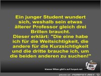 Ein junger Student wundert sich