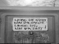 Liebe, die mehr als Worte spricht