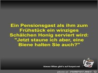 Ein Pensionsgast als ihm zum Fr�hst�ck ein winziges...