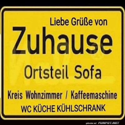 Sofa.jpg von Queen92