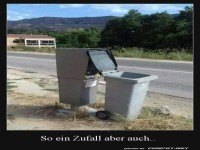 Bl�der Zufall