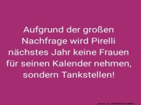 Kalender-Sensation: Tankstellen statt Models!