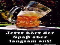 Witziges Bierglas mit lustigem Kommentar