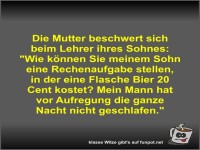 Die Mutter beschwert sich beim Lehrer ihres Sohnes