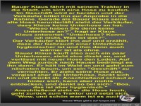 Bauer Klaus f�hrt mit seinem Traktor in die Stadt