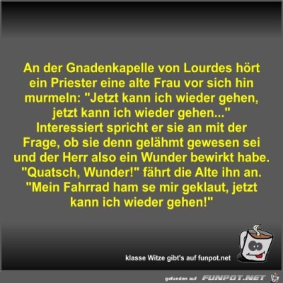An-der-Gnadenkapelle-von-Lourdes-h&ouml;rt-ein-Priester-eine....jpg von Fossy