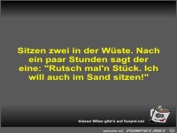 Sitzen zwei in der Wüste
