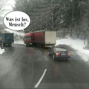 LKW-Humor-auf-schneeglatter-Strae.jpg von Deniz
