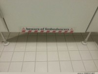 Vorsicht, Limbo im Badezimmer!