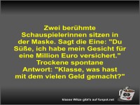 Zwei ber�hmte Schauspielerinnen sitzen in der Maske