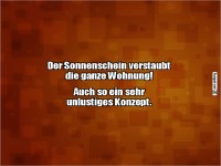 Der Sonnenschein verstaubt die Wohnung