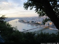 23-22 Blick auf Pest