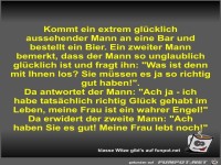 Kommt ein extrem gl�cklich aussehender Mann an eine Bar und