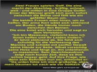 Zwei Frauen spielen Golf