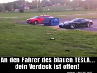 Offenes Autodach sorgt fr Lacher