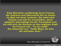 Eine Blondine verd�chtigt ihren Freund der Untreue und...