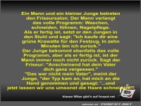 Ein Mann und ein kleiner Junge betreten den Friseursalon