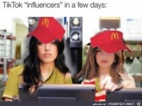 TikTok Influencer in K�rze