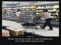 Shopping-Knockout: Wenn der Wagen zu klein ist!