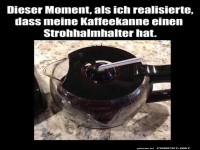 Kaffeemaschine mit Strohhalmhalter