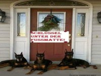 Witzige Warnung an der Haustr