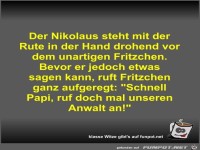 Der Nikolaus steht mit der Rute in der Hand drohend vor dem