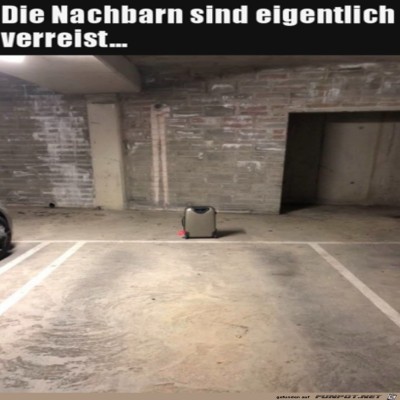 Eigentlich-sind-die-Nachbarn-im-Urlaub.jpg von Theda