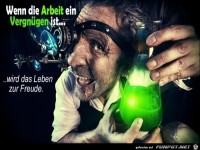 gluecklich-auf-arbeit