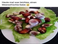 Kreativer Meeresfrchte-Salat auf Salatbett