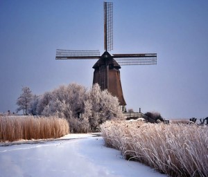 klicke hier, um die Datei herunterzuladen Winterlandschaften