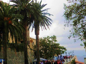 klicke hier, um die Datei herunterzuladen Kroatien - Ston und Korcula