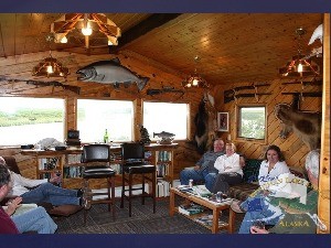 Wild-Alaska-Trappers-Cabin