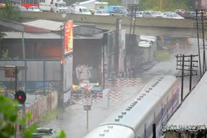 Achtung - Zug faehrt ein