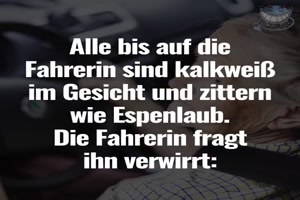 Ältere Frauen im Auto