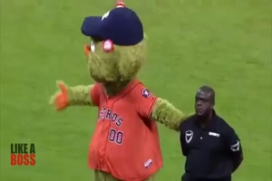 EPIC Security VS Mascot Dance Battle - Like A BOSS