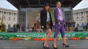 klicke hier, um die Datei herunterzuladen Trachtenmode aus Oesterreich