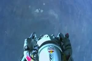 real-landing-stratos-jump