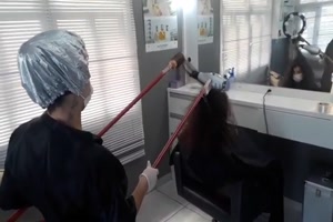 Besondere Methode die Haare zu fhnen