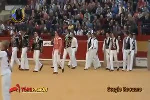 Stierkampf mit Akrobatik