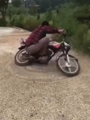 Mit dem Motorrad kreiseln