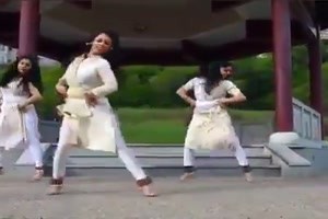 Wunderschoener Bengalischer Tanz
