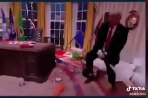Trump schlgt das Oval Office zusammen