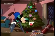 Mickey Mouse und Pluto suchen einen Weihnachtsbaum