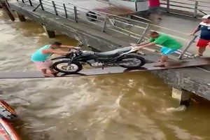 Crash mit Wasserschaden