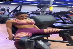 In-das-Fitnessstudio-will-ich-auch.mp4 auf www.funpot.net
