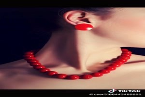 RED BEADS - a symbol of love - Rote Perlen