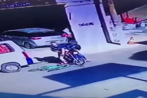 Radfahrer vs. Motorradfahrer