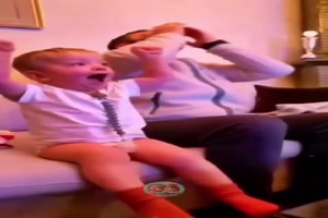 Wie der Papa, so der Sohn.