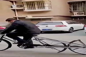 Besondere Fahrzeuge